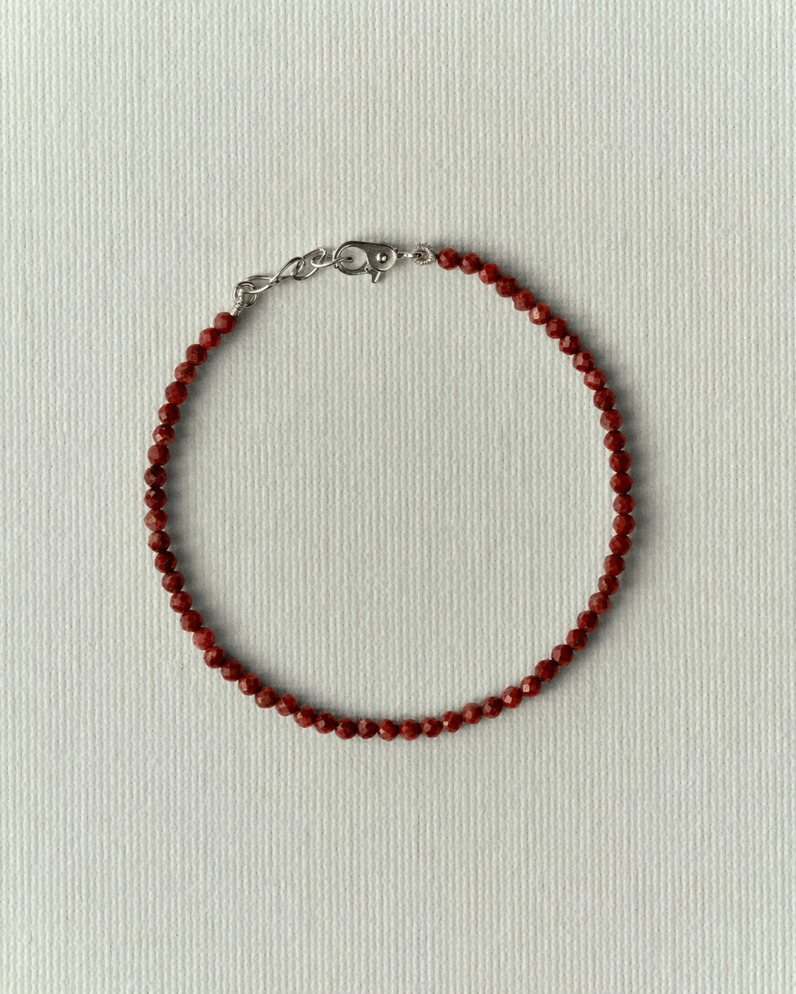 Bracelet pierres facettées fines