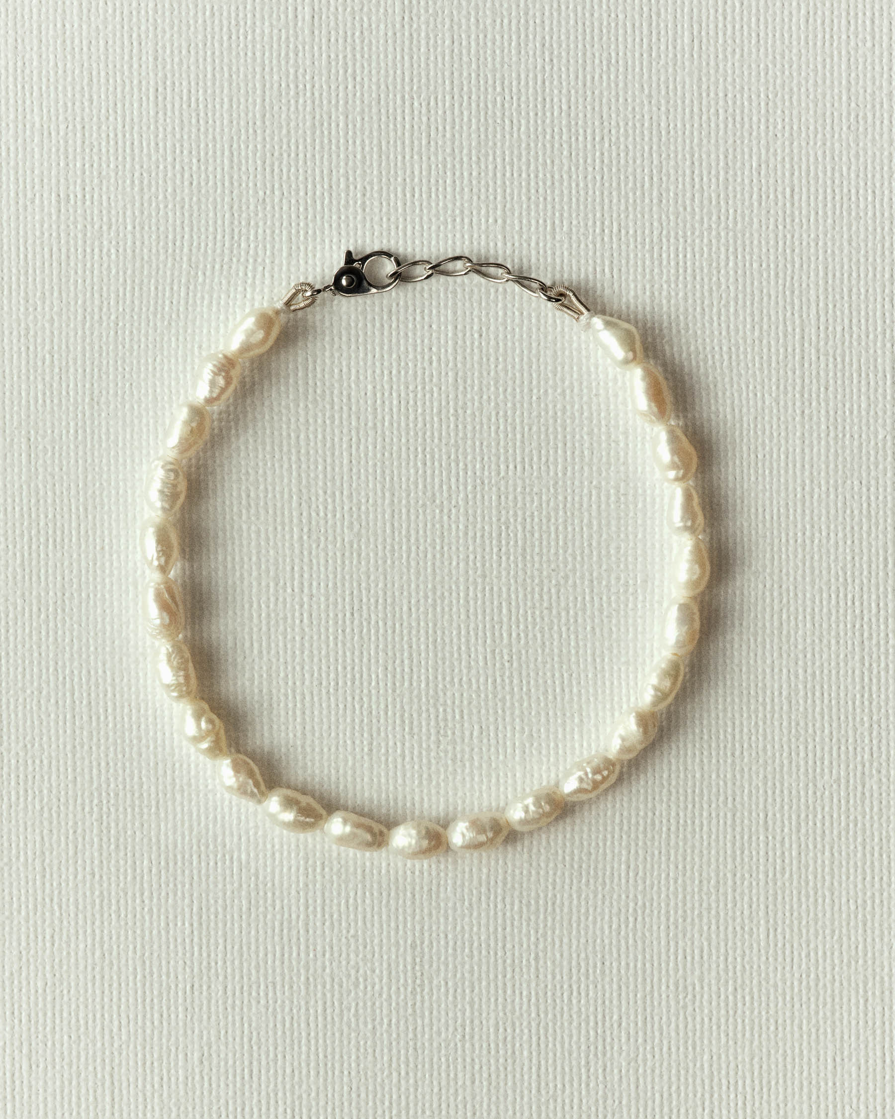 Bracelet de perles de nacre naturelle