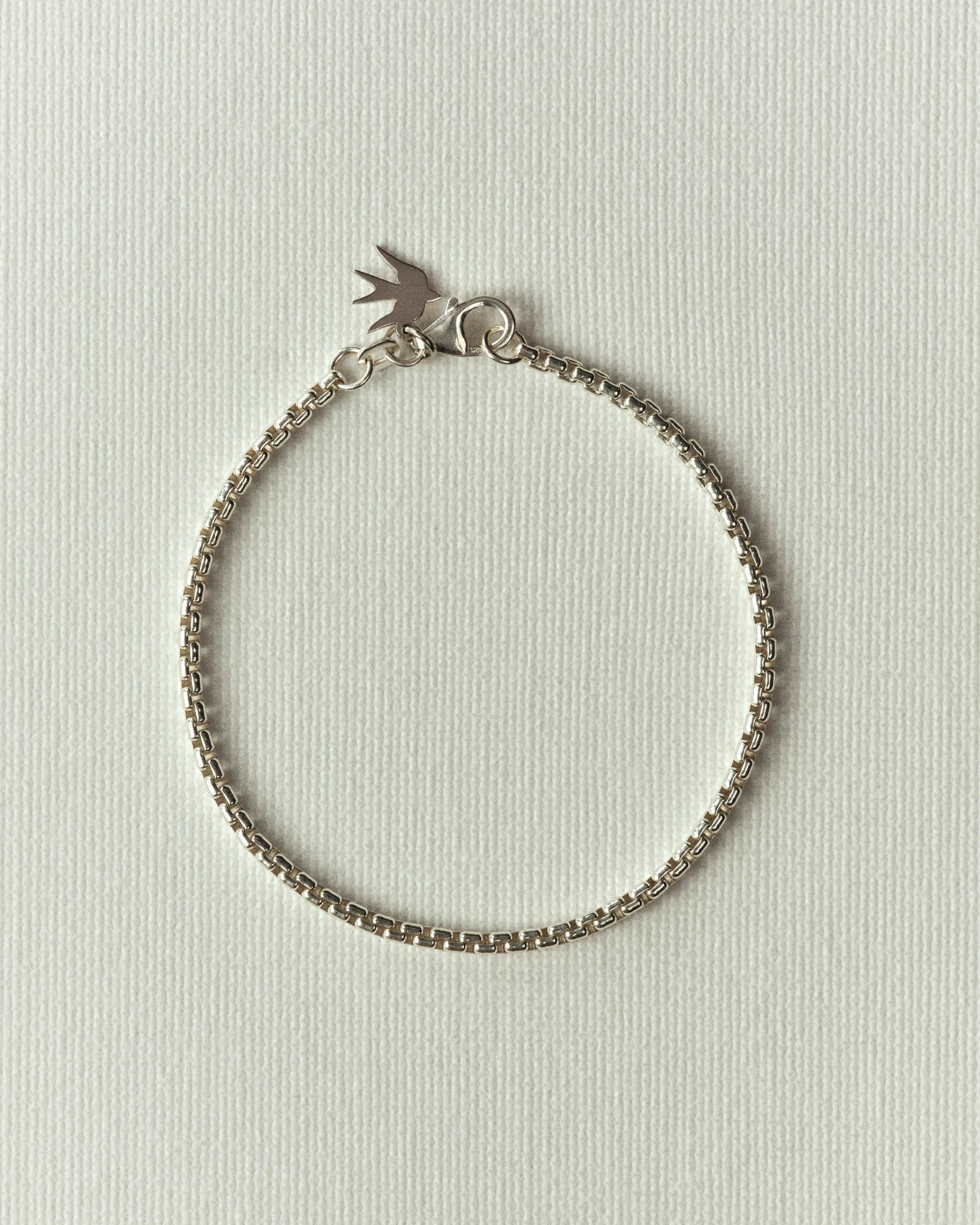 Round box chain bracelet