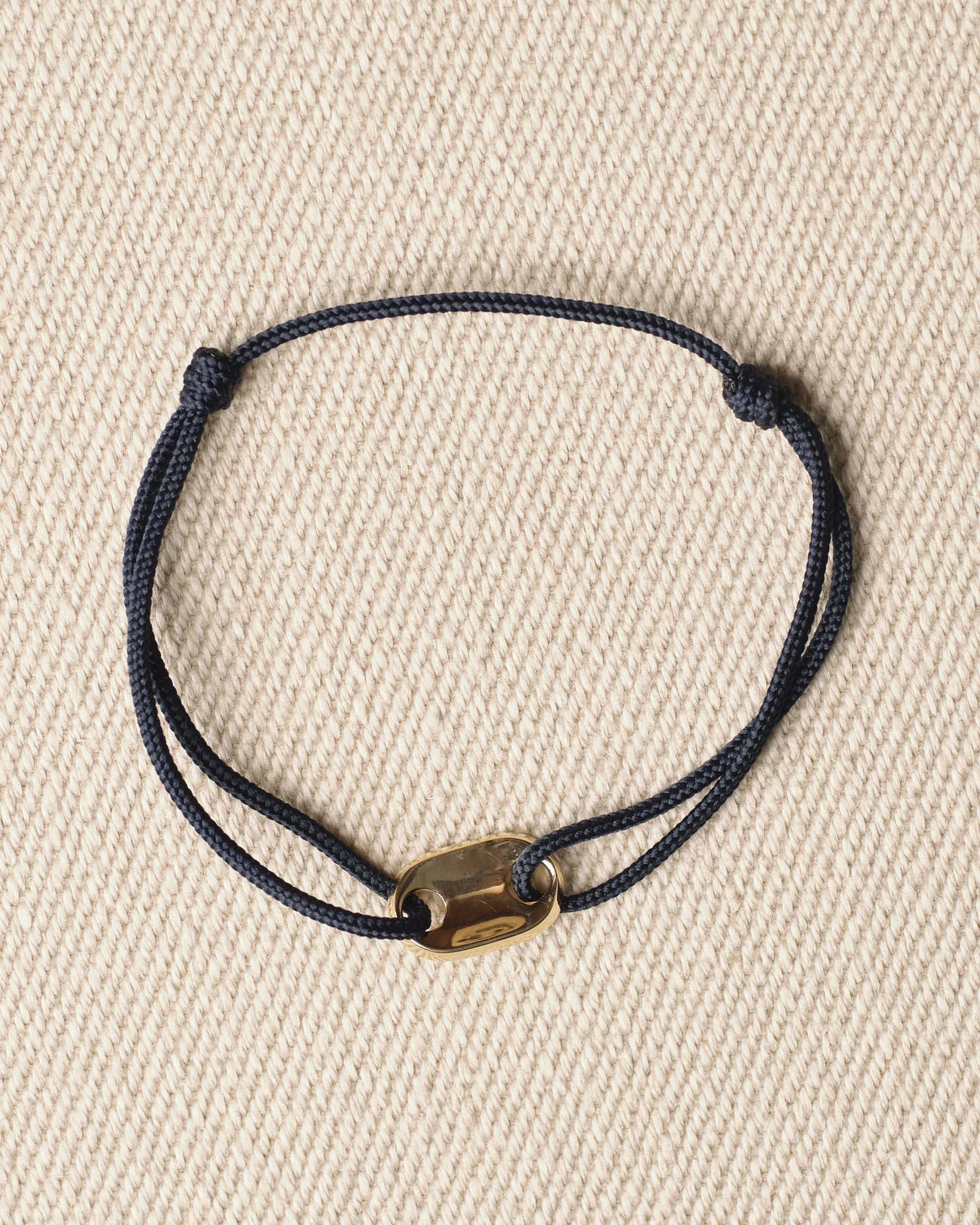 Bracelet pièce ovale